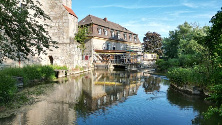 wassermuehle mit geruest